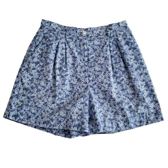 Charter Club Pants - Charter Club Petite Vintage Ditsy Floral Shorts | Pre-Loved | 10P | Blue, White